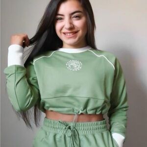 Gymshark Sage Green Crop Sweatshirt